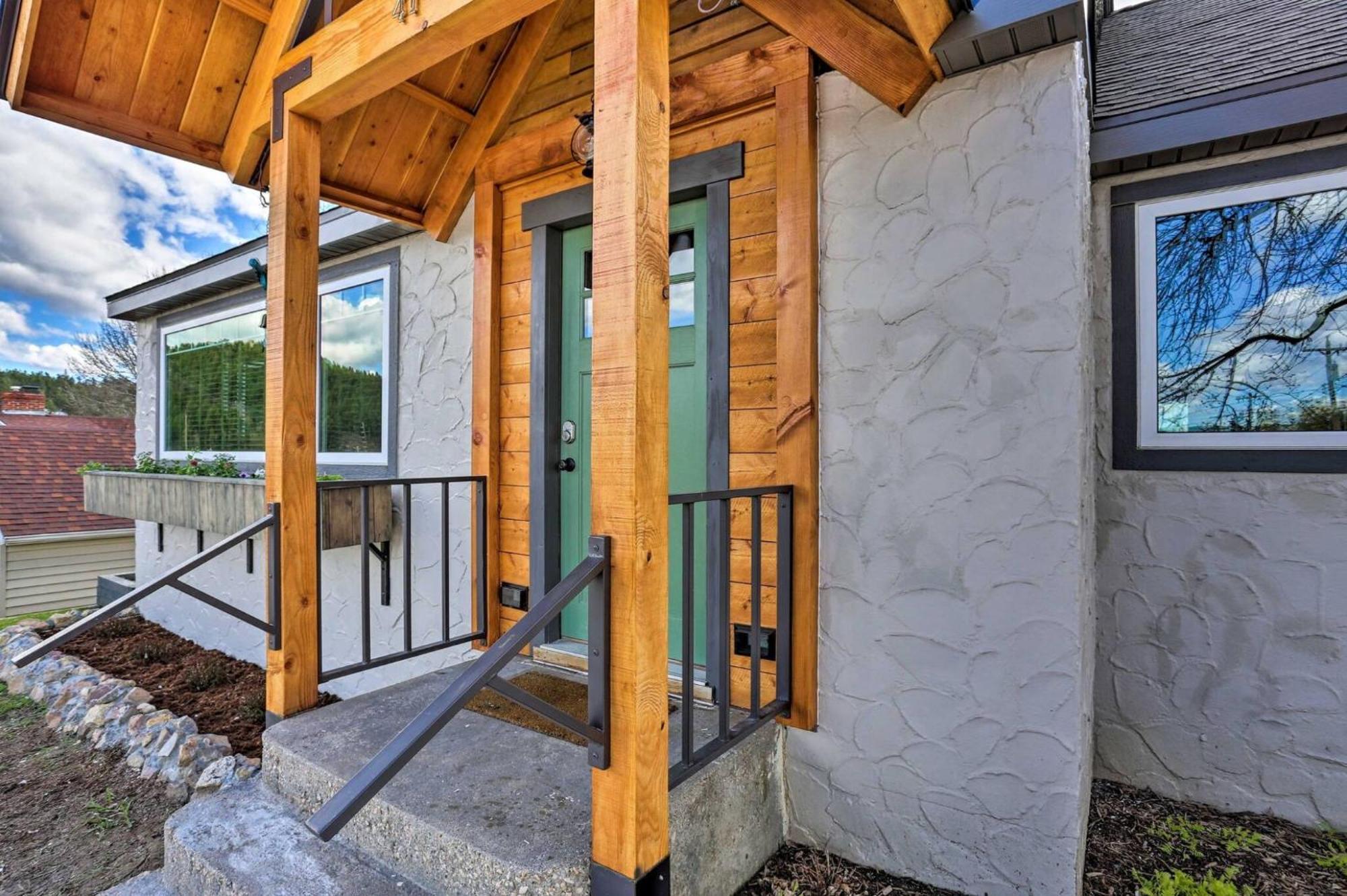 Cozy Custer Cottage W Deck: Walk To Shops Food Экстерьер фото